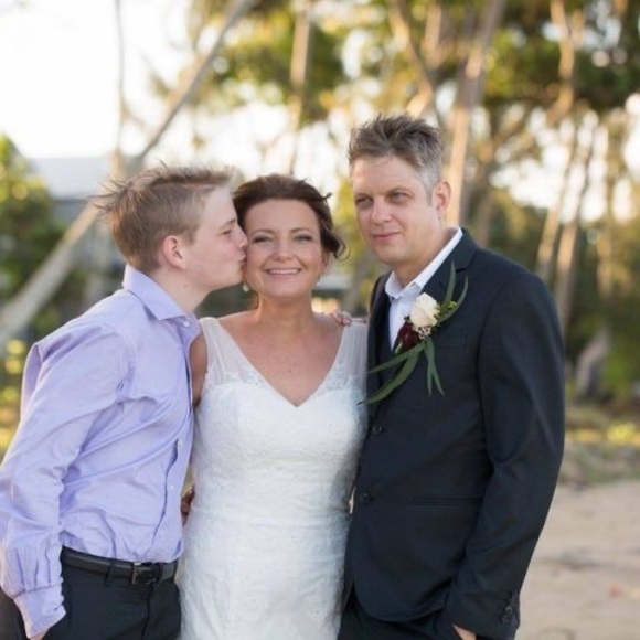 Amanda Zillmann - Poshmark Profile Picture of Amanda Zillmann (@amandazillmann) on Poshmark