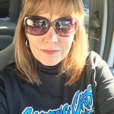 Profile Picture of Michele Hewitt (@micheleshewitt2) on Twitter