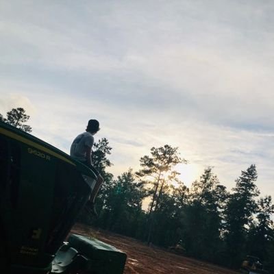 Profile Picture of Spectre (@Dylan_Varner69) on Twitter