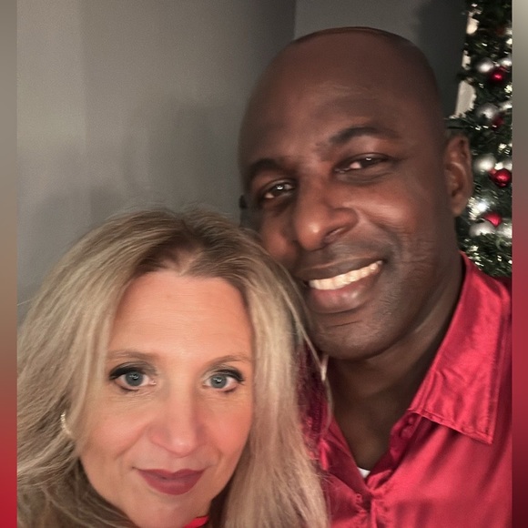 Silvana Calmanti - Poshmark Profile Picture of Silvana Calmanti (@scalmanti) on Poshmark