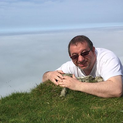 Profile Picture of Andrew Warn (@Prints4urwall) on Twitter