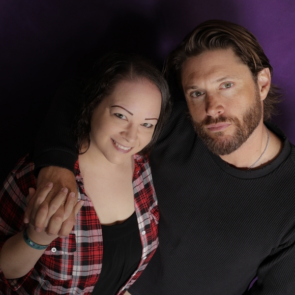 Profile Picture of Allyson Ziegler (@aziegler84) on Poshmark