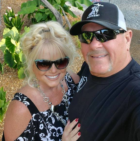 Profile Picture of Randy Bugg (@randmoving) on Poshmark
