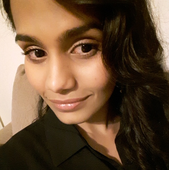 Profile Picture of Suszanna Idicula (@suszannaq) on Poshmark
