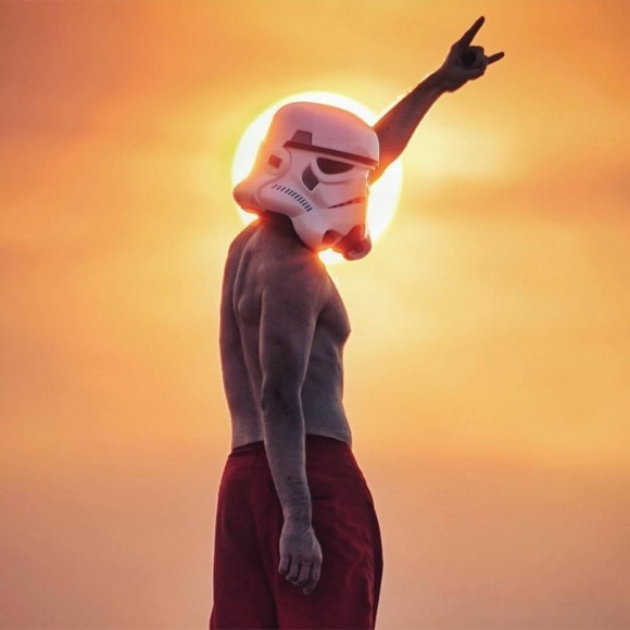 Profile Picture of Kevin Aiken (@tronnytron) on Poshmark