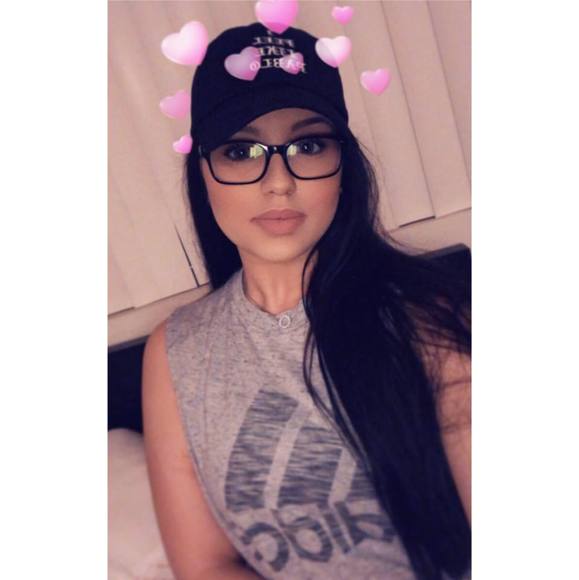 Profile Picture of 'savanah Nightengale (@snightengale95) on Poshmark