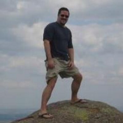 Profile Picture of Doug Bradley (@DougBradley12) on Twitter