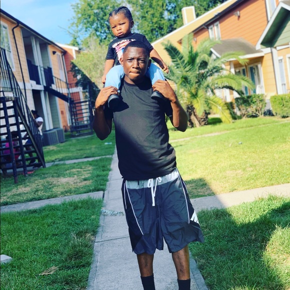 Profile Picture of Jamarley Queeley (@duceface52) on Poshmark