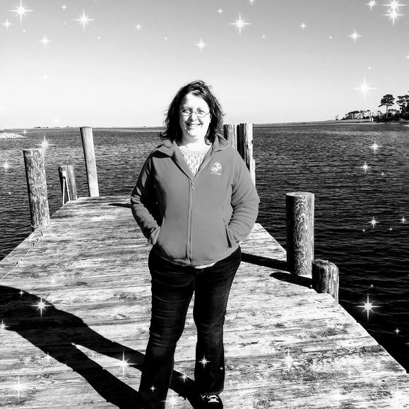 Profile Picture of Billie Cramer (@billiecramer13) on Poshmark