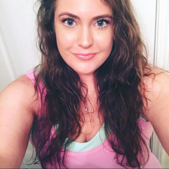 Profile Picture of Caitlin Newton (@principessacait) on Poshmark