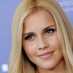 Profile Picture of Emily (@rebekahdopplegangertvd) on Instagram