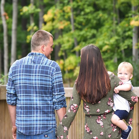 Profile Picture of Chasity Lochowitz (@chazzy11) on Poshmark