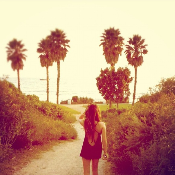 Profile Picture of Laura Pollack (@lepollack) on Poshmark