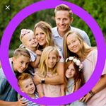 Profile Picture of April And Davey Fanpage (@april_davey_life) on Instagram
