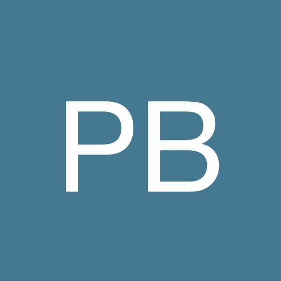 Profile Picture of Priya Bhangoo (@sellingpb1) on Poshmark