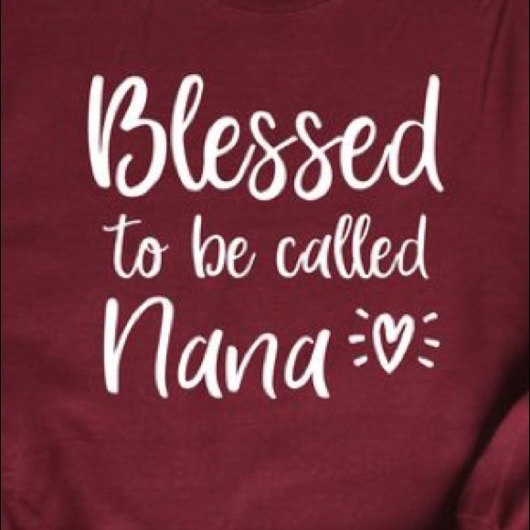 Profile Picture of Kimberly Rolin (@kimberlyrolin) on Poshmark