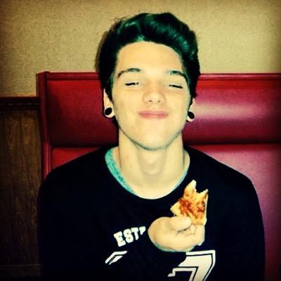 Profile Picture of Andrew Pitre (@pitreandrew) on Twitter