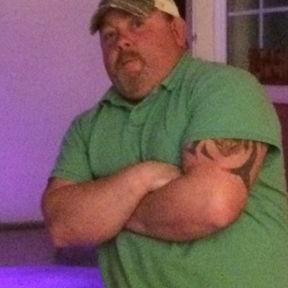 Profile Picture of Tony Darnell (@tonyd0910) on Twitter