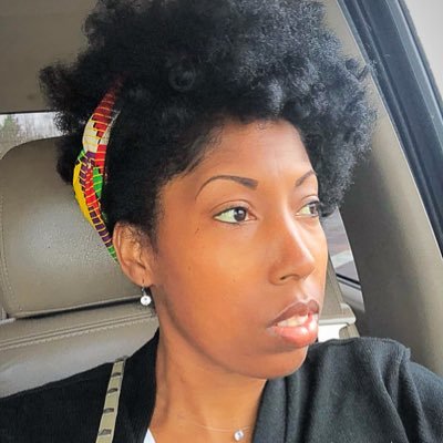 Profile Picture of Mrs. D Fields (@DeeMFields) on Twitter