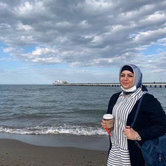 Profile Picture of Dalal Alkubiysee (@dalalkamil77) on Poshmark