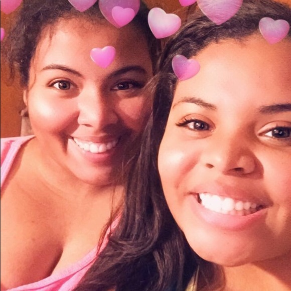 Profile Picture of Destiny Dupree (@queen_destiny45) on Poshmark