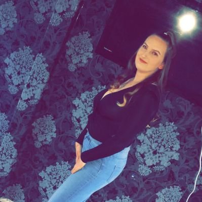 Profile Picture of Danielle Squire (@DanielleSquire9) on Twitter