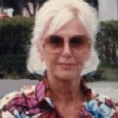 Profile Picture of Joyce Gibbons (@joyce_gibbons) on Twitter