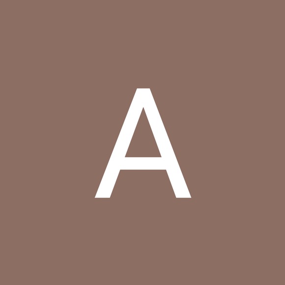 Profile Picture of Aaron Thornton (@moneyhungry804) on Poshmark