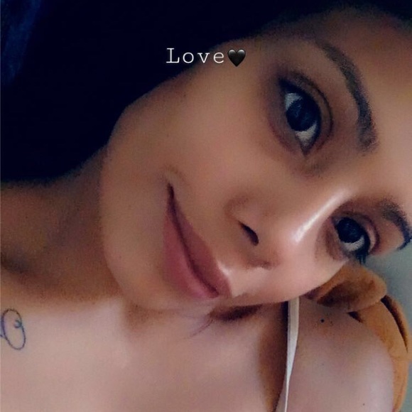 Profile Picture of Nicolasa Calderon (@ocamponikki06) on Poshmark