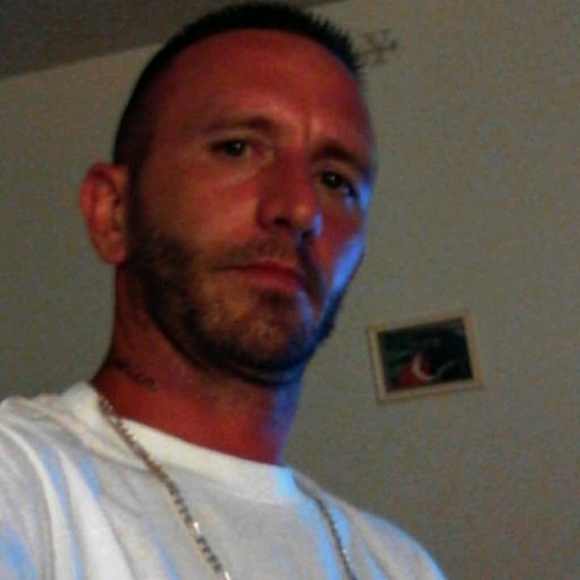 Profile Picture of Jason Bevard (@jayb0321) on Poshmark