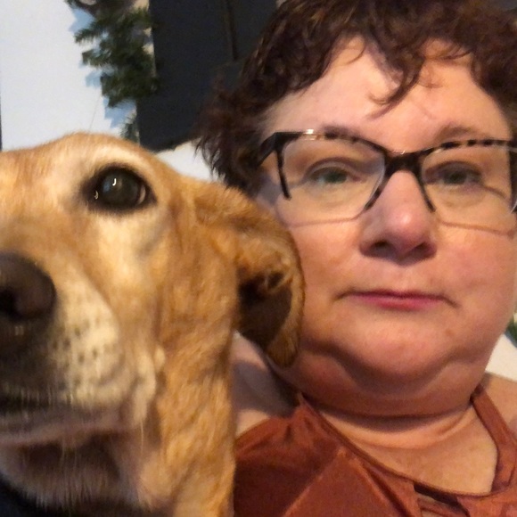 Profile Picture of Jodi Staniunas hopper (@jodistaniuna223) on Poshmark