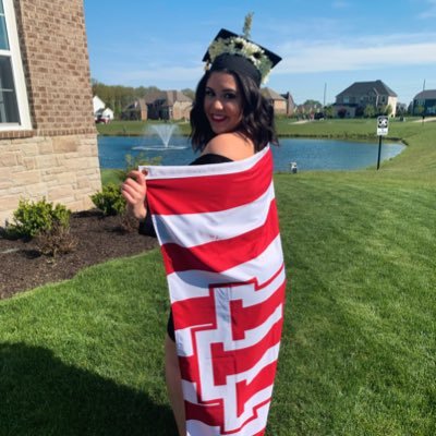 Profile Picture of Hannah 🌻 (@hannah_ledesma) on Twitter