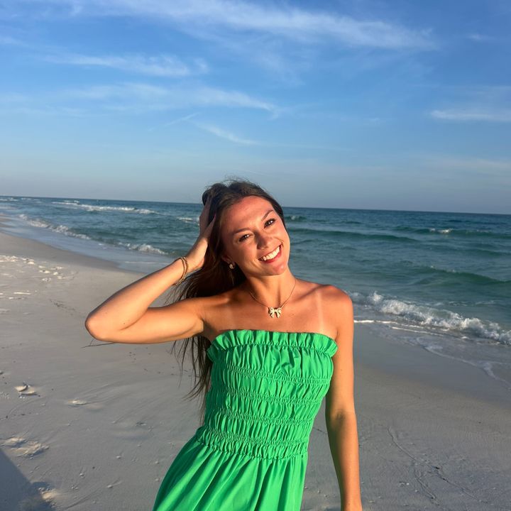 Profile Picture of meredith (@night_mere31) on Tiktok