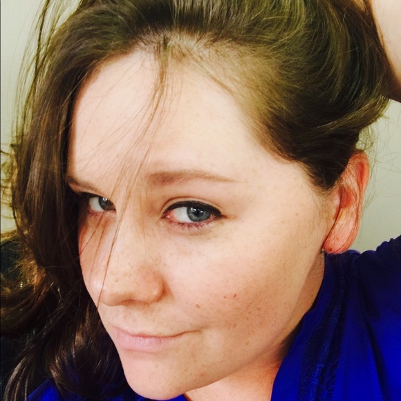 Profile Picture of Amber Wilborn (@godsspikergrins) on Poshmark