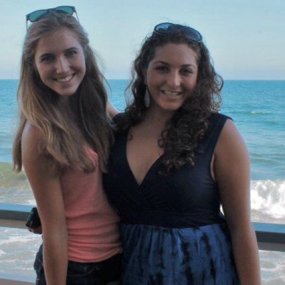 Profile Picture of Sara Antoun (@saraantoun) on Poshmark