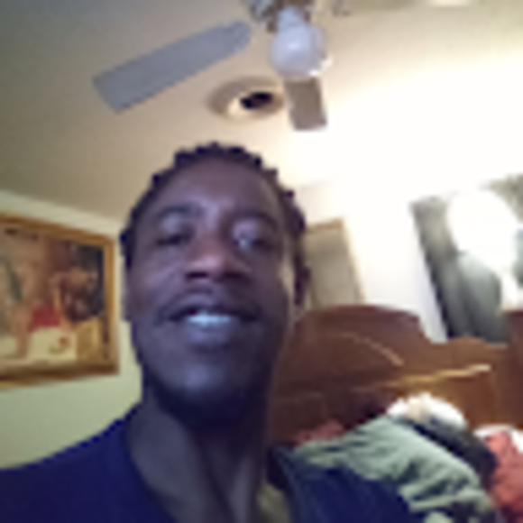 Profile Picture of Kenny Plummer (@kennyplummer004) on Poshmark