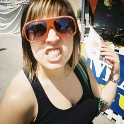 Profile Picture of Julie Larsen (@@julieclarsen) on Twitter