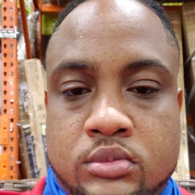 Profile Picture of Lorenzo Thompson (@Lorenzo00671582) on Twitter