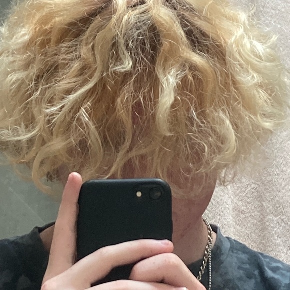 Profile Picture of Nathan Wagner (@peedetectives) on Poshmark