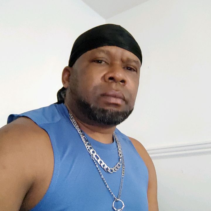 Profile Picture of Wilson (@kriskapab) on Tiktok