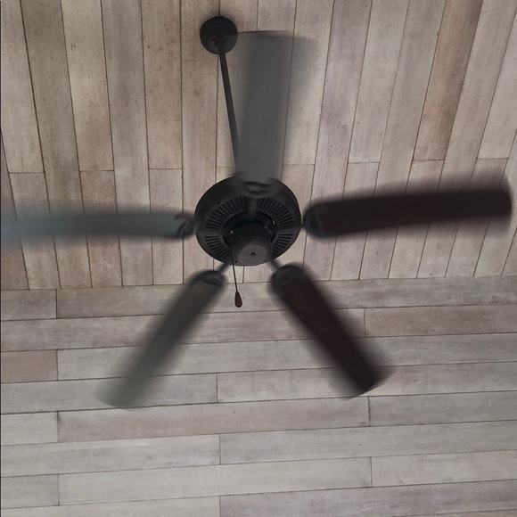 Profile Picture of Joey Sylvester (@joey_sylve) on Poshmark