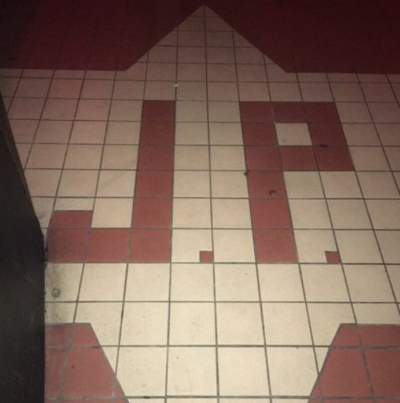 Profile Picture of Jason Paulson (@jasonpaulson) on Poshmark