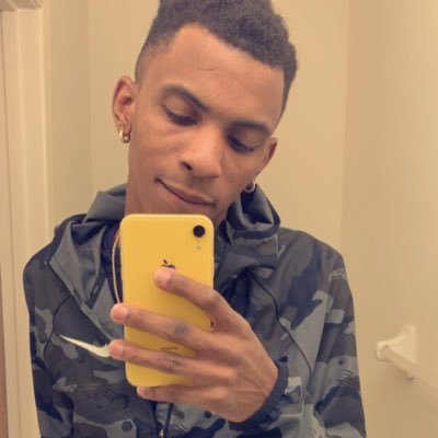 Profile Picture of Robert Gutter (@drippkingg) on Twitter