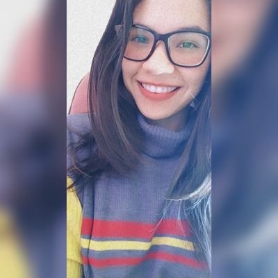 Profile Picture of Alice (@aly_colman) on Twitter