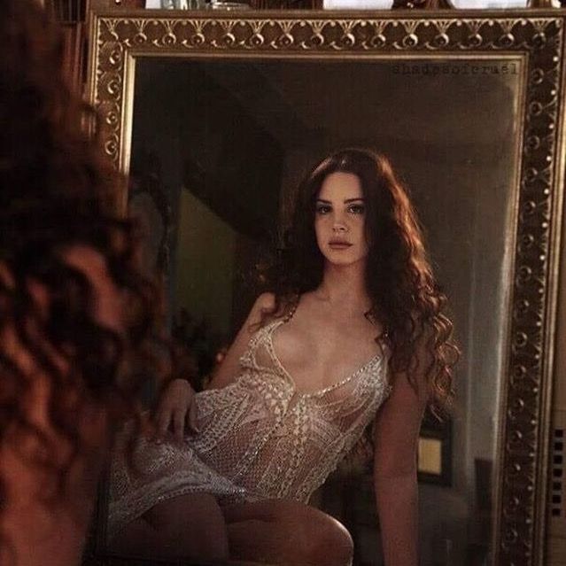 Profile Picture of eve (@autumnssadness) on Tiktok