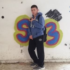 Profile Picture of Chris Louk (@EvJGStmaDTBGn7L) on Twitter