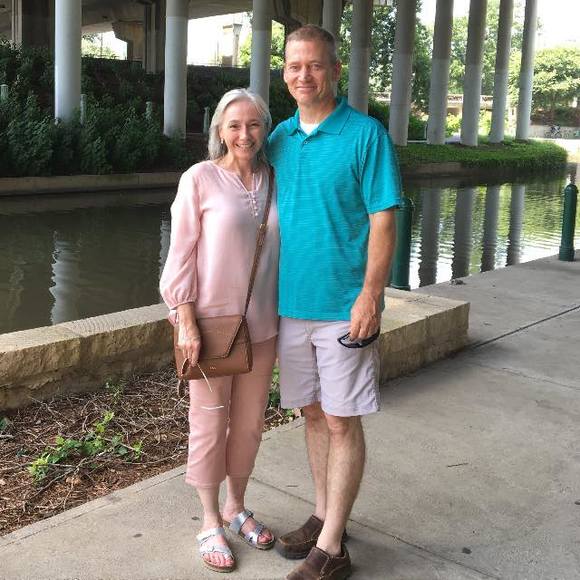 Profile Picture of Davidandmelissa Moore (@1971melissadawn) on Poshmark
