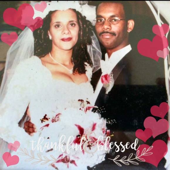 Profile Picture of Pamela Ash (@alivia1644) on Poshmark