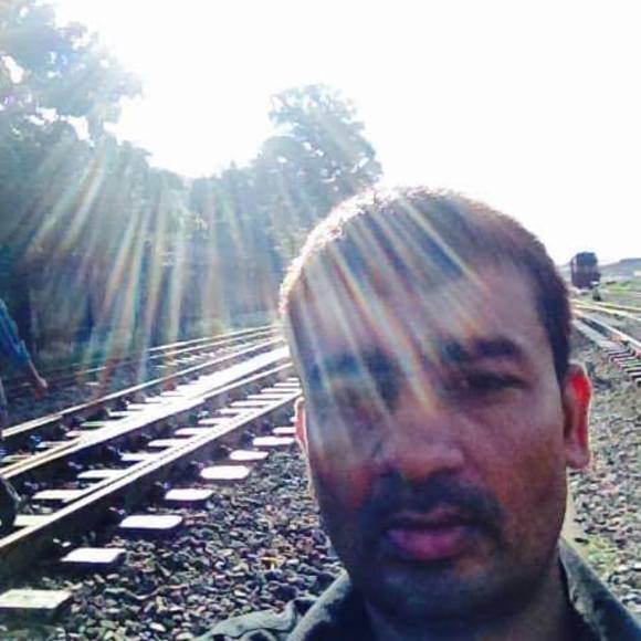 Profile Picture of Satyajit Dey (@satyagit76) on Poshmark