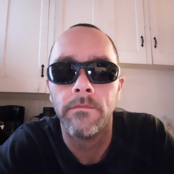 Profile Picture of Robert Levesque (@robert_levesque) on Poshmark